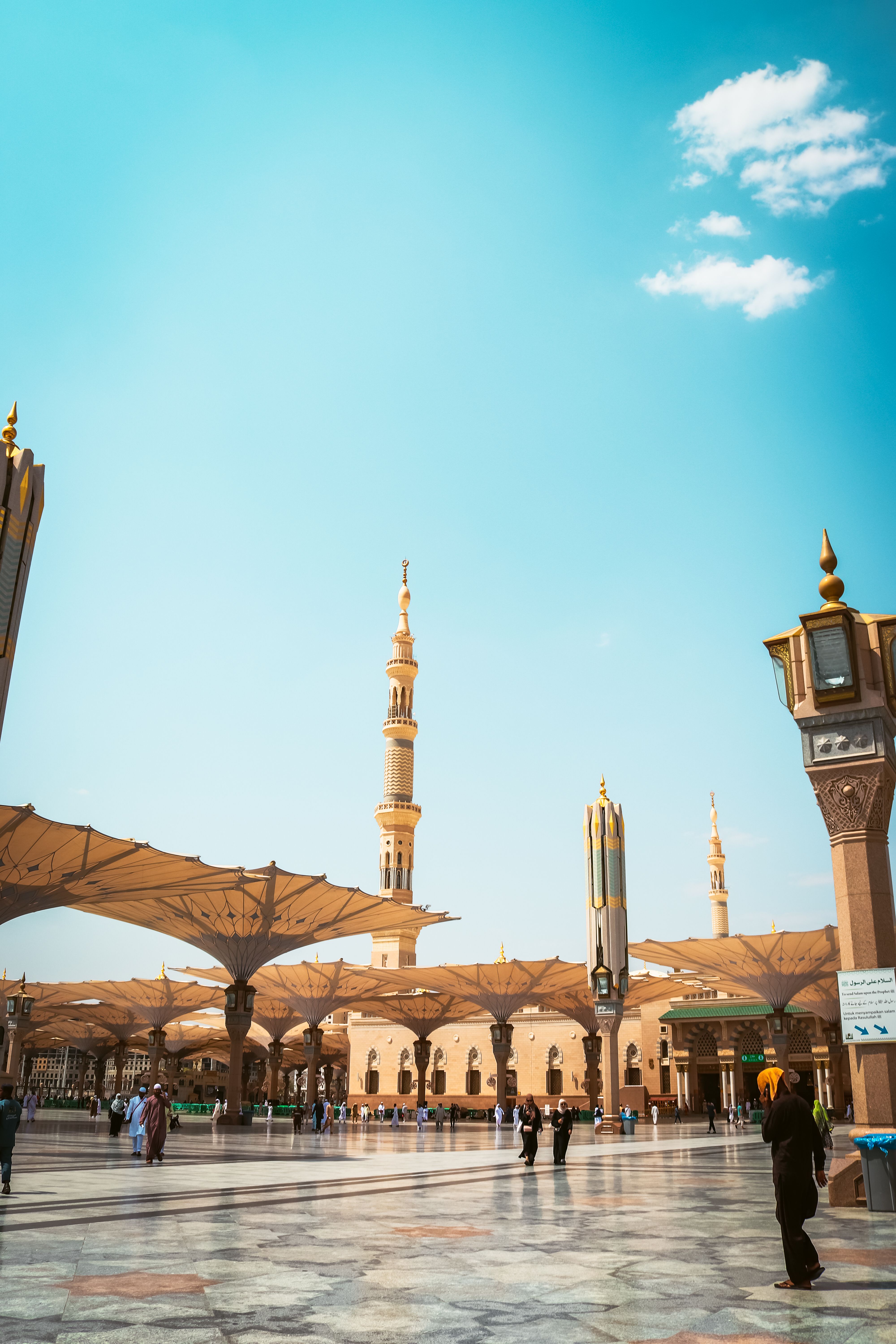 SHARING/252000, QUAD/259000, TRIPLE/270000, DOUBLE/291500 TRAVEL 12OCT PIA